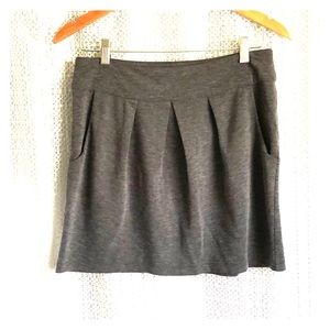 Grey skirt